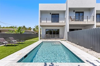1116 NE 10th Ave, Fort Lauderdale, FL 33304