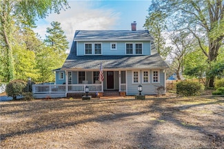 30 Caddell Rd, Pinehurst, NC 28374