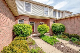 366 Lazzaro Blvd, Broadview Heights, OH 44147
