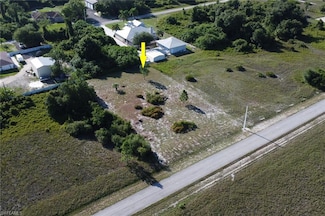 1812 Wells Ave, Lehigh Acres, FL 33972
