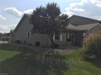 1187 Ridge Lake Dr Unit 10, Mineral Ridge, OH 44440