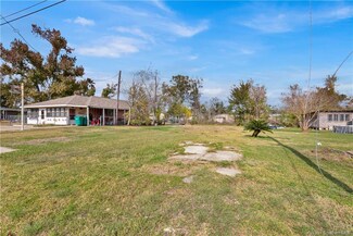 816 Shady Ln, Westlake, LA 70669
