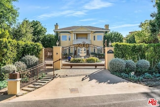 5086 Avenida Hacienda, Tarzana, CA 91356