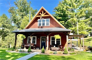 6203 Middle Run Rd NW, Dover, OH 44622