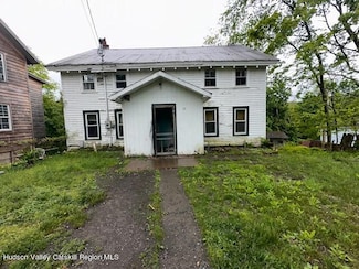 19 Main St, Hudson, NY 12534