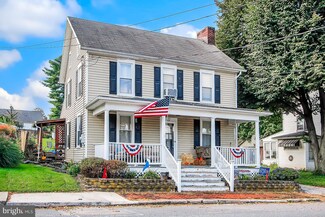 27 S High St, Arendtsville, PA 17303