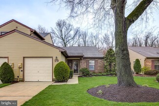 29 E Oleander Dr, Mount Laurel, NJ 08054
