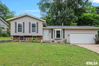 408 Dundee Rd, East Peoria, IL 61611