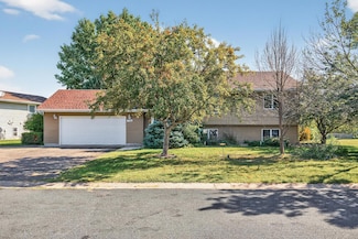 7344 Degrio Way, Inver Grove Heights, MN 55076