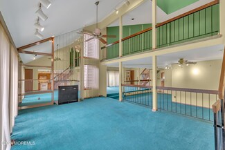 53 Cotswold Cir, Ocean, NJ 07712