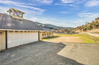 1983 New Long Valley Rd, Clearlake Oaks, CA 95423