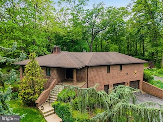 399 Barnstable Rd, Carlisle, PA 17015