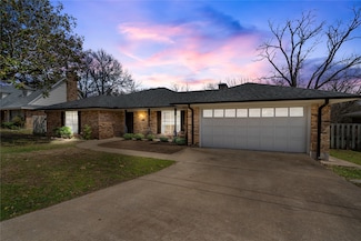 1224 S Lang Ave, Denison, TX 75020