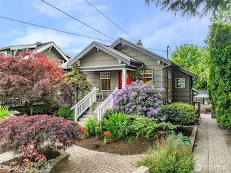 3267 39th Ave SW, Seattle, WA 98116