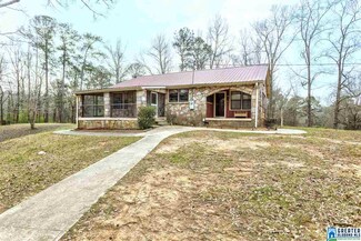 4542 Palace Rd, Graysville, AL 35073