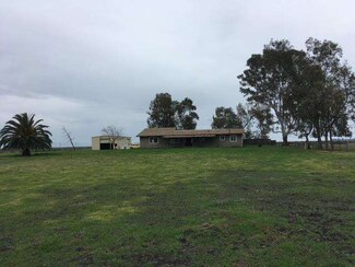 20561 Lexington Ave, Dos Palos, CA 93620