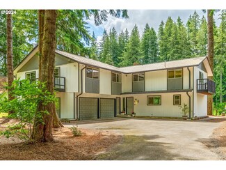 519 Toutle River Rd, Castle Rock, WA 98611