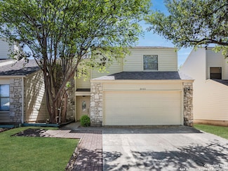 8420 Echo Creek Ln, San Antonio, TX 78240