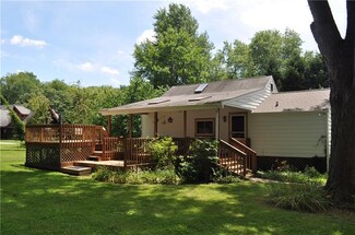 108 Country Ln, Harmony, PA 16037