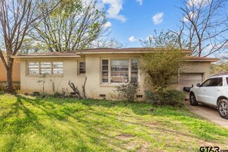 1918 Baker Dr, Tyler, TX 75702