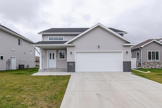 1136 60th Ave W, West Fargo, ND 58078