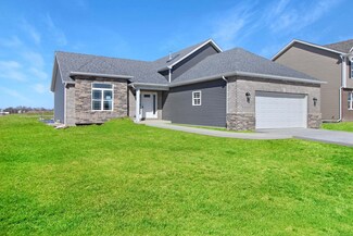 8253 Dylan Dr, Merrillville, IN 46410