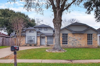 16834 Applecross Ln, Houston, TX 77084