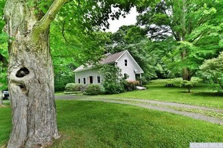 860 County Route 9, Ghent, NY 12075