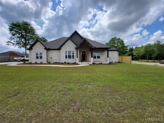 101 White Oak Dr, Enterprise, AL 36330