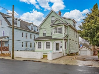 15 Terrace Ave, New London, CT 06320