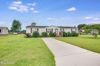 126 Rainmaker Dr, Jacksonville, NC 28540