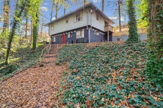 1450 Shadowbrook Dr, Marietta, GA 30062