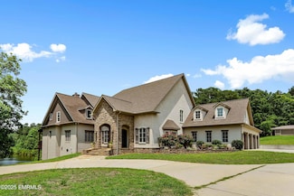 951 Timber Lake Rd, Meridian, MS 39305