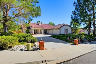 2114 Willowbrook St, Escondido, CA 92029