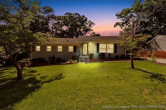 905 Brookhaven Dr, Fayetteville, NC 28303