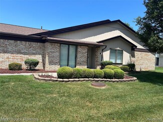 31874 Hoover Rd, Warren, MI 48093
