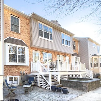 4711 Boxwood Place Unit 328, Mays Landing, NJ 08330