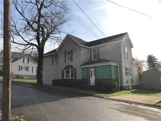 110 Church St, Karns City, PA 16041