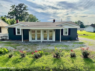 952 Nc Highway 32 S, Plymouth, NC 27962