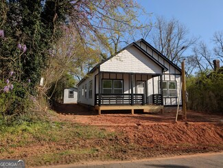 128 College Dr, Barnesville, GA 30204