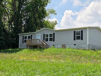 80 Boxwood Dr, Christiansburg, VA 24073