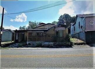 409 Redstone Furnace Rd, Uniontown, PA 15401