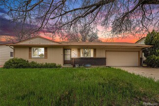 726 Mobile St, Aurora, CO 80011