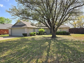 719 W Jefferson St, van Alstyne, TX 75495