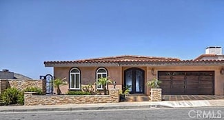 621 Loretta Dr, Laguna Beach, CA 92651