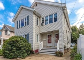 15 Cypress Rd Unit 2, Medford, MA 02155