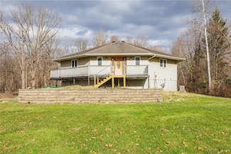 34 Pratt Rd, Manchester, NY 14504