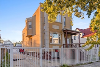 2028 N Hamlin Ave Unit Basement, Chicago, IL 60647