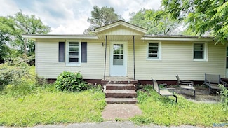 118 Brockway Ave, Owens Cross Roads, AL 35763