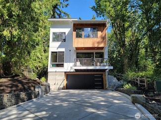 13532 Phelps Rd NE, Bainbridge Island, WA 98110